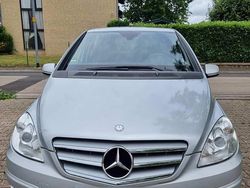 Grau Gebraucht 2010 Mercedes B160 Van / Kleinbus | 4.990 € (Fairer Preis)