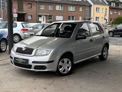 Silber Gebraucht 2005 Skoda Fabia Classic Limousine | 1.490 € (Fairer Preis)