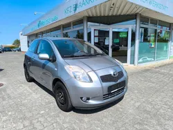 Silber Gebraucht 2007 Toyota Yaris Sol Kleinwagen | 3.999 € (Etwas zu teuer)