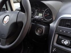 Weiß Gebraucht 2009 Fiat Punto Kleinwagen | 7.800 €