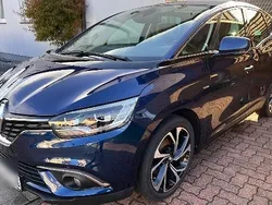 Blau Gebraucht 2017 Renault Scénic IV Bose Edition Van / Kleinbus | 13.000 € (Fairer Preis)