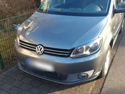 Grau Gebraucht 2011 VW Caddy Van / Kleinbus | 8.000 €