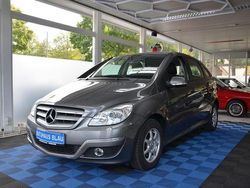 Grau Gebraucht 2009 Mercedes B170 Van / Kleinbus | 6.490 € (Etwas zu teuer)