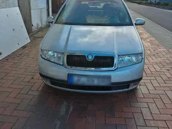 Silber Gebraucht 2001 Skoda Fabia Limousine | 600 € (Guter Preis)