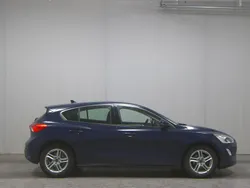 Blau Gebraucht 2019 Ford Focus Trend Limousine | 9.380 € (Superpreis)