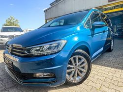 Blau Gebraucht 2016 VW Touran Highline Van / Kleinbus | 16.000 € (Guter Preis)