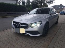 Grau Gebraucht 2016 Mercedes E350 Limousine | 20.999 € (Fairer Preis)