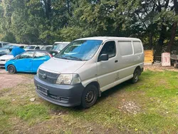 Weiß Gebraucht 2007 Toyota HiAce Van / Kleinbus | 4.850 €