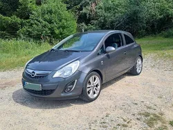 Grau Gebraucht 2012 Opel Corsa Kleinwagen | 3.700 € (Fairer Preis)