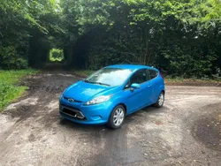 Blau Gebraucht 2009 Ford Fiesta Kleinwagen | 3.100 € (Fairer Preis)