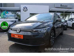 Grau Gebraucht 2021 VW Golf VIII United Kleinwagen | 26.470 € (Teuer)
