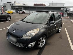 Grau Gebraucht 2010 Renault Scénic Van / Kleinbus | 2.350 € (Fairer Preis)