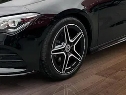 Schwarz Gebraucht 2023 Mercedes CLA200 Shooting Brake AMG Kombi | 29.380 € (Guter Preis)