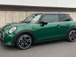 Grün Gebraucht 2022 Mini Cooper Coupé Coupé | 25.990 €
