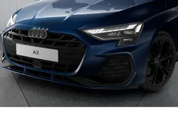 Blau Gebraucht 2024 Audi A3 S-Line Limousine | 40.549 €