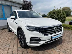 Weiß Gebraucht 2020 VW Touareg Elegance SUV | 38.990 € (Superpreis)