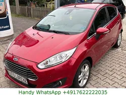 Rot Gebraucht 2016 Ford Fiesta Titanium Kleinwagen | 5.900 € (Guter Preis)