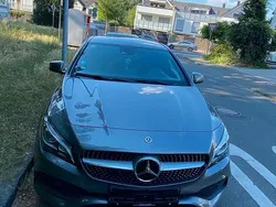 Grau Gebraucht 2018 Mercedes CLA180 Limousine | 17.500 € (Fairer Preis)