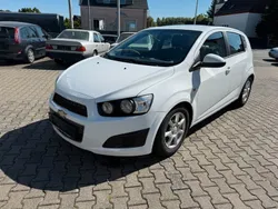 Weiß Gebraucht 2012 Chevrolet Aveo LT Kleinwagen | 4.200 € (Fairer Preis)