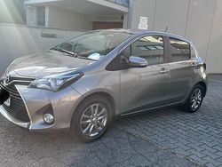 Braun Gebraucht 2014 Toyota Yaris Kleinwagen | 8.500 € (Fairer Preis)