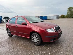 Rot Gebraucht 2006 Skoda Fabia Kombi | 899 € (Guter Preis)