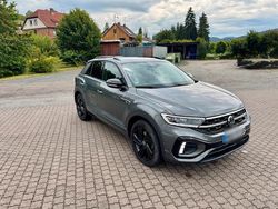 Grau Gebraucht 2024 VW T-Roc R-line SUV | 39.900 € (Teuer)