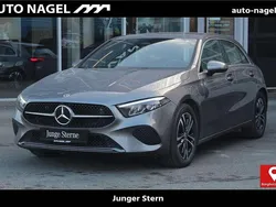 Mountaingrau Gebraucht 2024 Mercedes A180 Progressive Limousine | 26.480 € (Guter Preis)