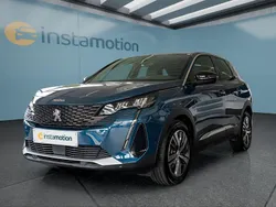 Blau Gebraucht 2023 Peugeot 3008 Van / Kleinbus | 23.699 € (Fairer Preis)