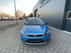 Blau Gebraucht 2008 Ford Focus Titanium Limousine | 4.990 € (Teuer)