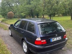 Schwarz Gebraucht 2002 BMW 318 Kombi | 700 € (Superpreis)