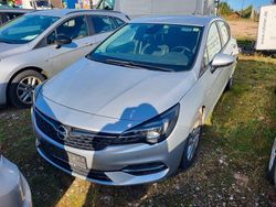 Grau Gebraucht 2020 Opel Astra Limousine | 6.390 € (Superpreis)