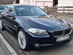 Blau Gebraucht 2011 BMW 520 Limousine | 15.700 € (Teuer)