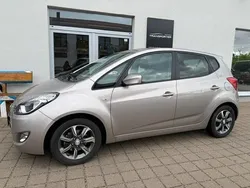 Weiß Gebraucht 2018 Hyundai ix20 Space Van / Kleinbus | 13.990 € (Fairer Preis)