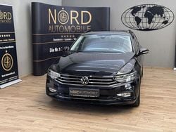 Deep black perleffek (metallic) Gebraucht 2022 VW Passat Kombi | 21.899 € (Superpreis)