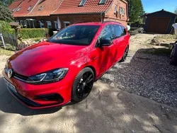 Rot Gebraucht 2020 VW Golf VII R Kombi | 25.000 € (Guter Preis)