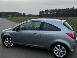 Grau Gebraucht 2013 Opel Corsa Active Kleinwagen | 5.500 € (Fairer Preis)