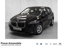 Schwarz Gebraucht 2023 BMW 218 Active Tourer Van / Kleinbus | 27.990 € (Superpreis)