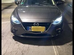 Braun Gebraucht 2014 Mazda 3 Limousine | 7.500 € (Guter Preis)