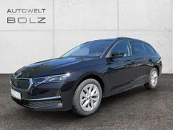 Schwarzmagic perleffekt Gebraucht 2024 Skoda Octavia Selection Kombi | 30.990 € (Guter Preis)