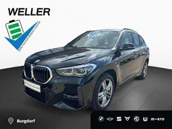 Black sapphire (schwarz) Gebraucht 2022 BMW X1 Performance SUV | 28.850 € (Fairer Preis)