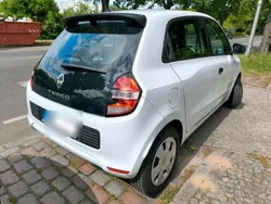 Weiß Gebraucht 2016 Renault Twingo SE Kleinwagen | 4.490 €