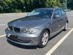 Grau Gebraucht 2008 BMW 118 Kleinwagen | 3.300 € (Guter Preis)