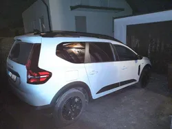 Neu 2025 Dacia Jogger Extreme Van / Kleinbus | 29.000 € (Etwas zu teuer)