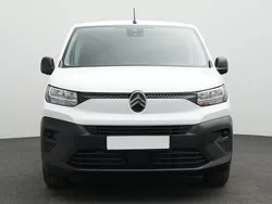 Eisweiß Gebraucht 2024 Citroën Berlingo PureTech Van / Kleinbus | 16.546 € (Superpreis)