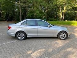 Silber Gebraucht 2012 Mercedes C200 Limousine | 9.700 €