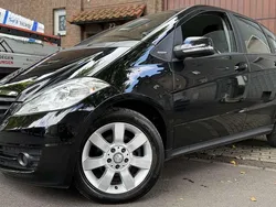 Schwarz Gebraucht 2009 Mercedes A150 Kleinwagen | 5.490 € (Fairer Preis)