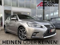 Sonic titanium Gebraucht 2020 Lexus CT200h Limousine | 18.900 €