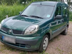 Grün Gebraucht 2007 Renault Kangoo Campus Van / Kleinbus | 2.700 € (Etwas zu teuer)