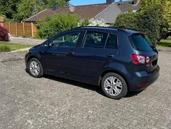 Blau Gebraucht 2014 VW Golf VII Life Limousine | 11.570 € (Fairer Preis)