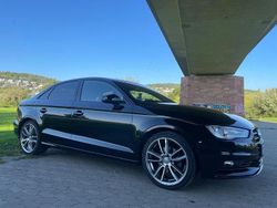 Schwarz Gebraucht 2014 Audi A3 Sport Limousine | 13.800 € (Fairer Preis)